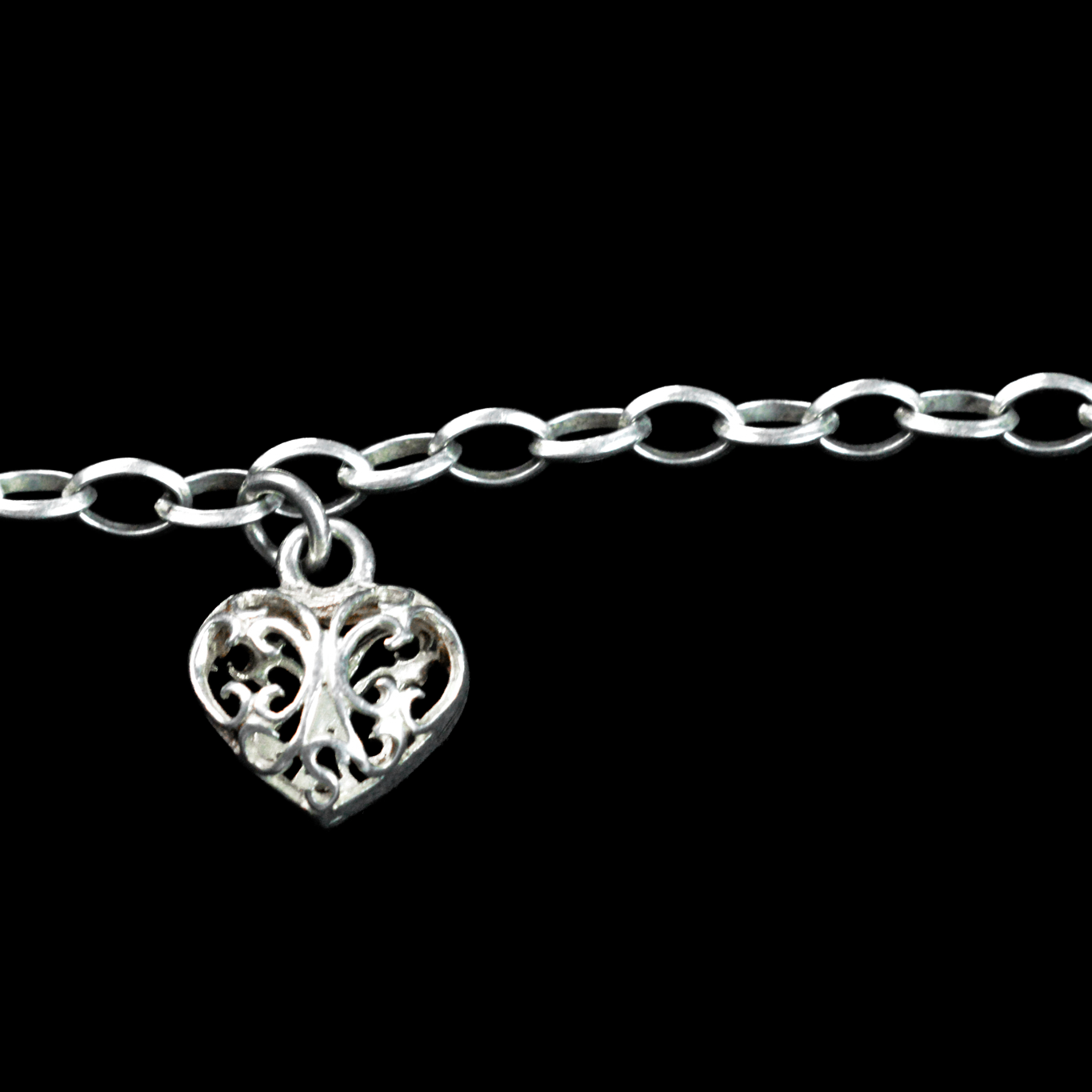Sterling Silver Italian Belcher Bracelet with Heart Pendant