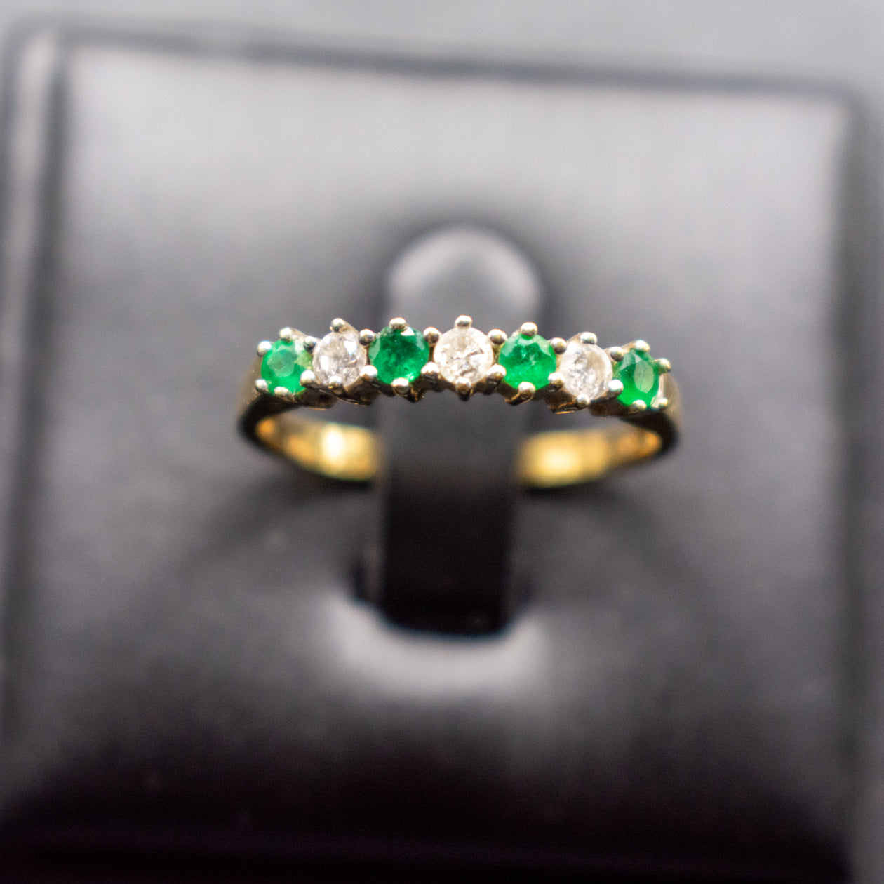 18ct Emerald and Diamond Ring – 0.20 Carat Gold Band Size P